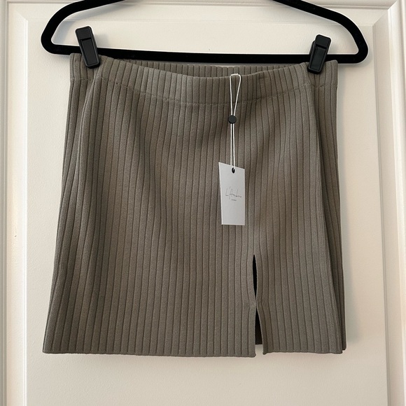 L’ACADEMIE IDOLA RIBBED SKIRT - Picture 4 of 5